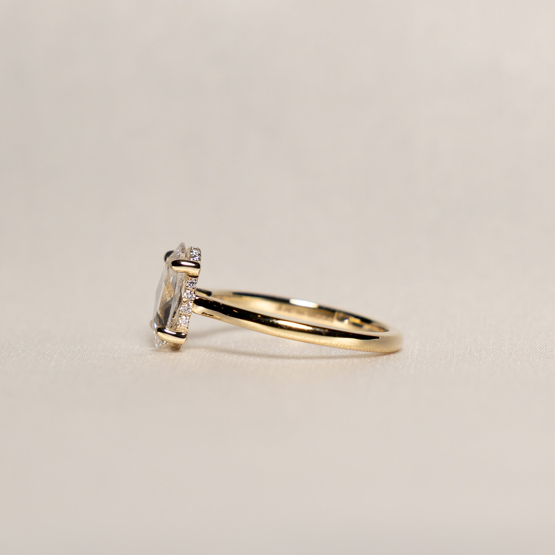 1.43 Internally Flawless Oval Rose Cut Lillie Ring