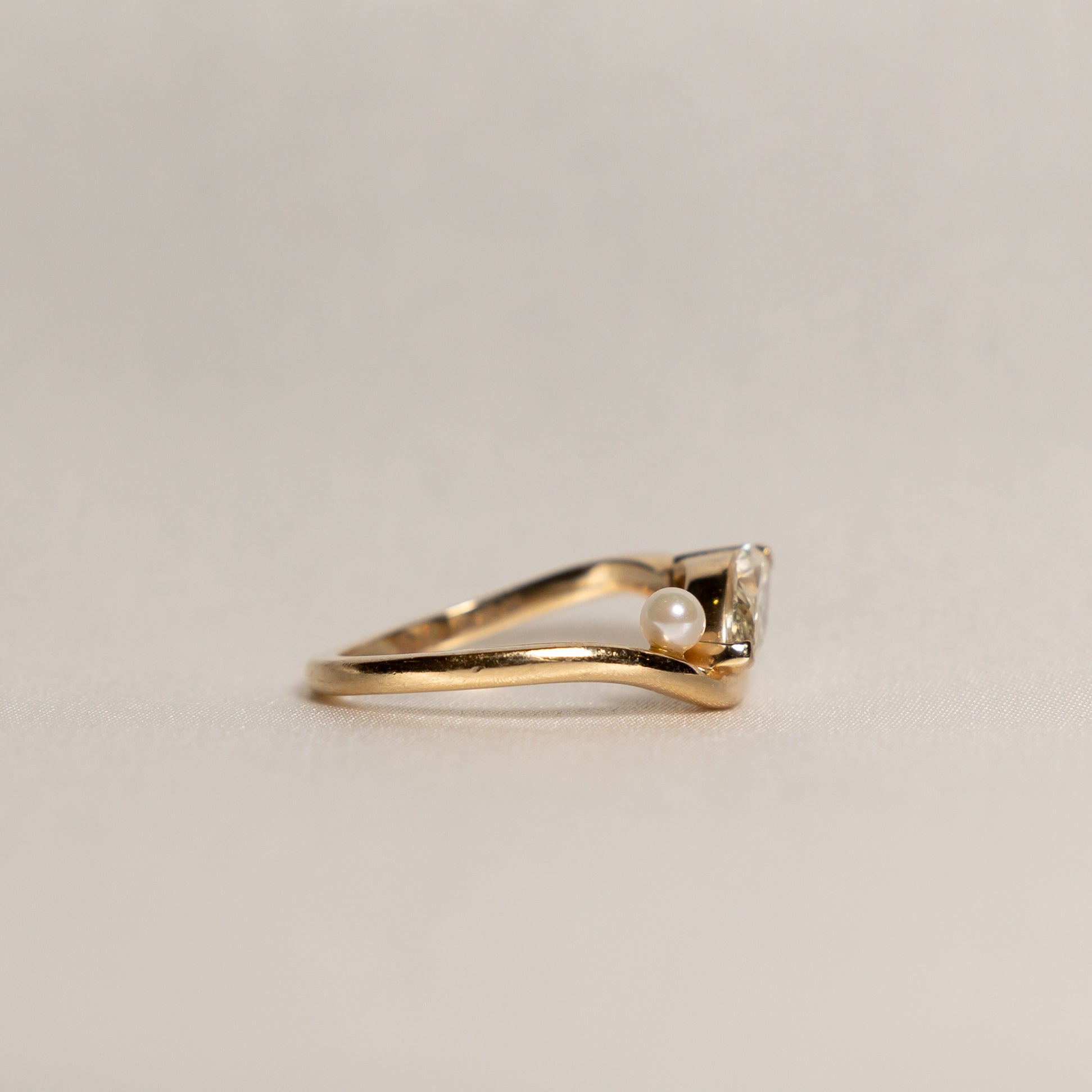1.00 Marquise Cut Perla Ring