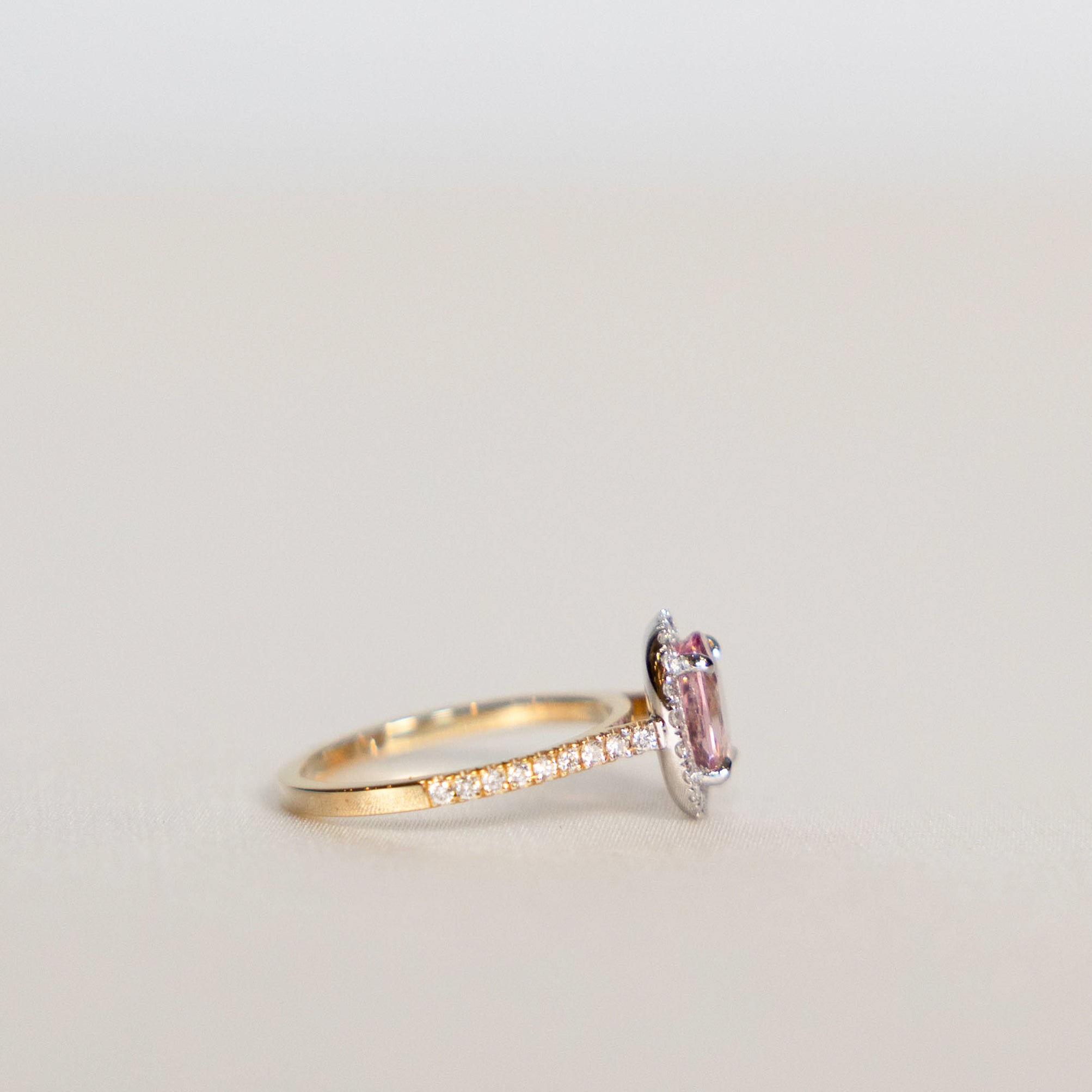 1.10 Oval Cut Morganite Halo Ring